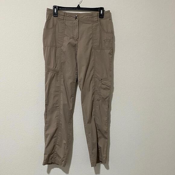 Chico's Pants - Women’s Leightweight Tan Cargo Pants Khaki